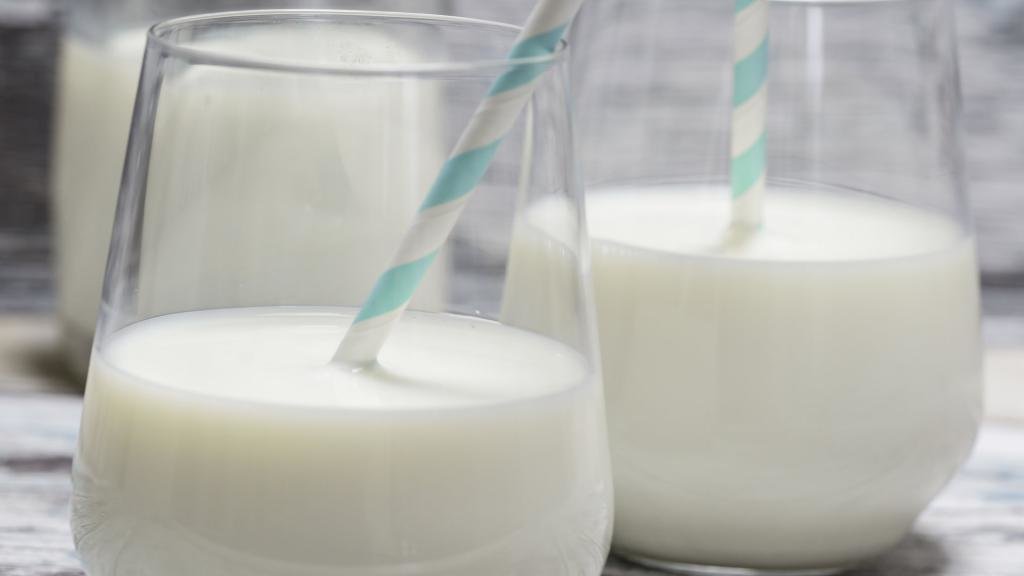 усваивается ли молоко у взрослых